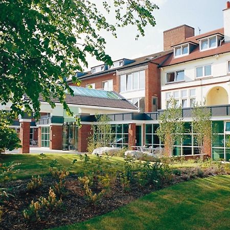 Regency Park Hotel, Health Club & Spa 태참 외부 사진