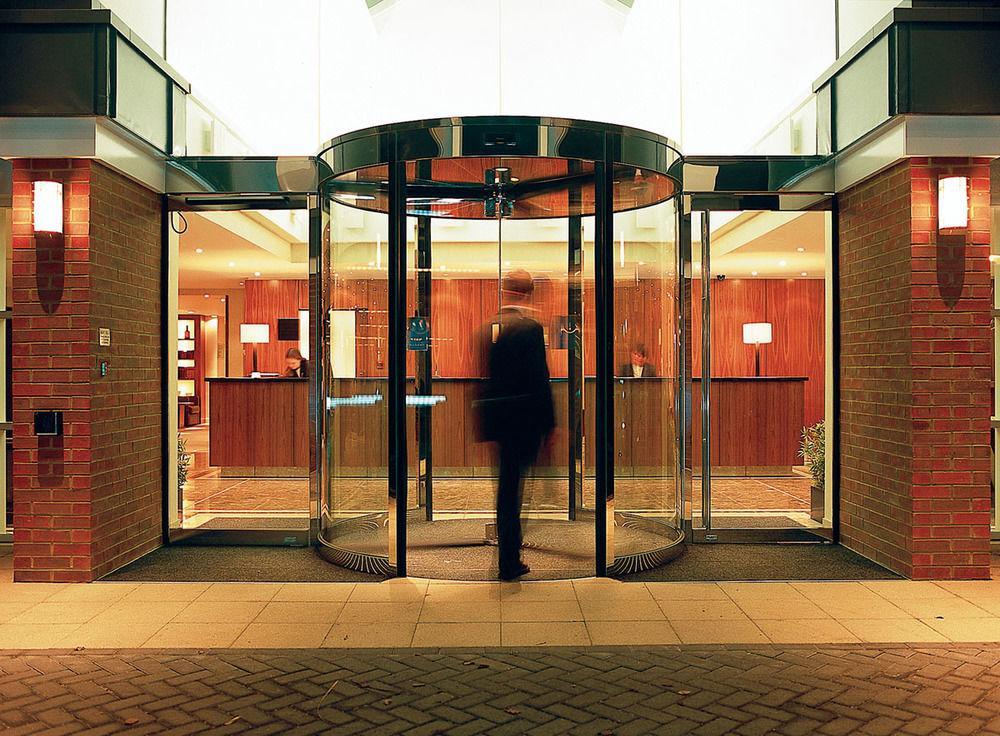 Regency Park Hotel, Health Club & Spa 태참 외부 사진